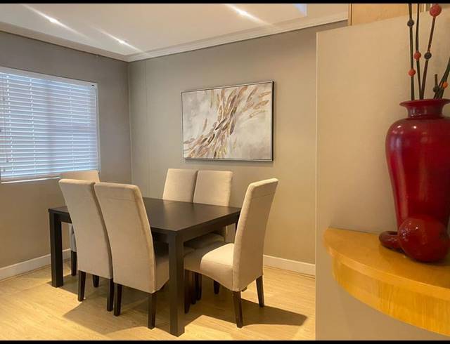 2 BEDROOM APARTMENT FOR SALE IN SANDTON CENTRAL